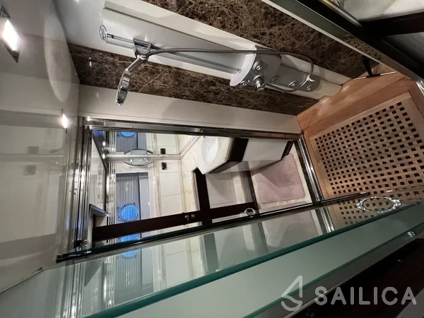 Dominator 68 - Yacht Charter Sailica