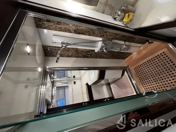 Dominator 68 - Yacht Charter Sailica