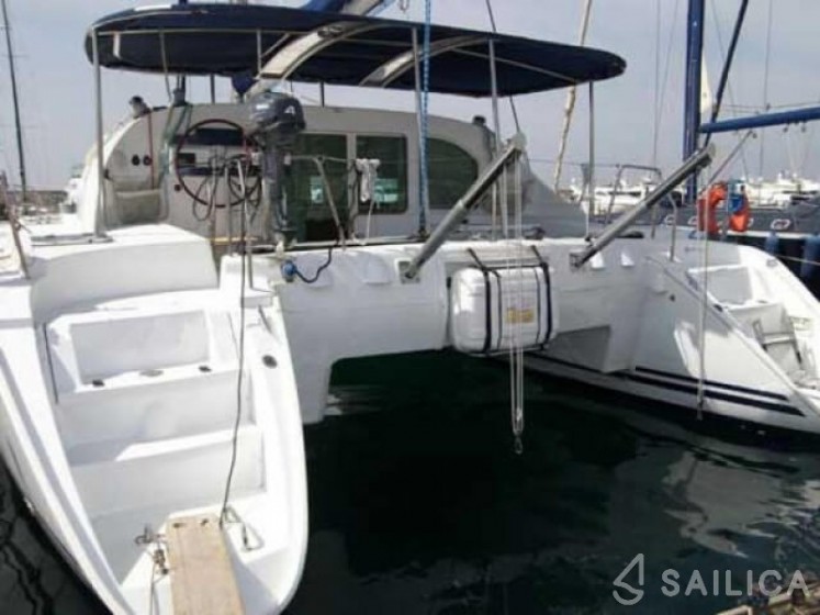 Lagoon 410 - Yacht Charter Sailica