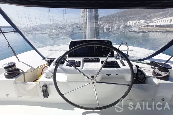 Lagoon 50 - Yacht Charter Sailica