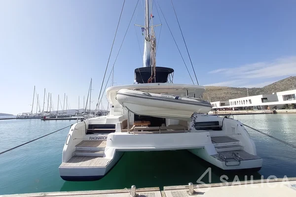 Lagoon 50 - Yacht Charter Sailica