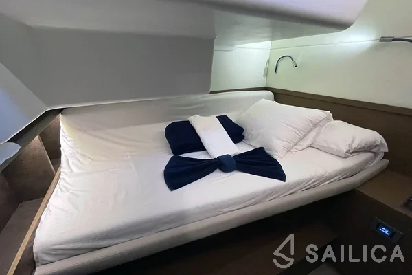 Lagoon 50 - Yacht Charter Sailica