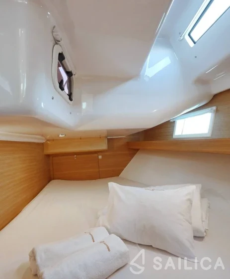 Elan Impression 45.1 - Yacht Charter Sailica