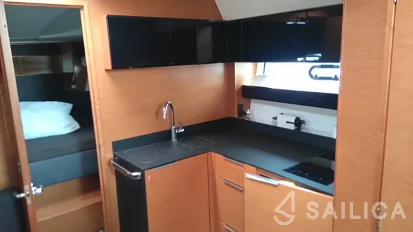 Bavaria Sport 400 Open - Yacht Charter Sailica