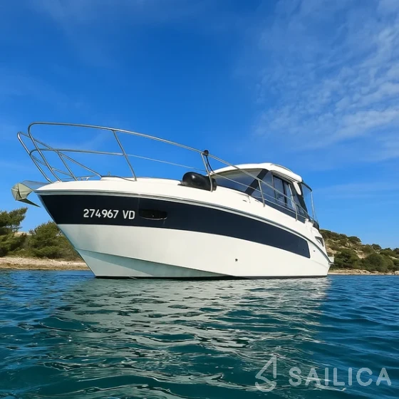 Bavaria 33 Sport - Yacht Charter Sailica