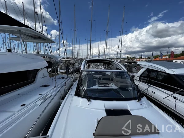 Bavaria 33 Sport - Yacht Charter Sailica