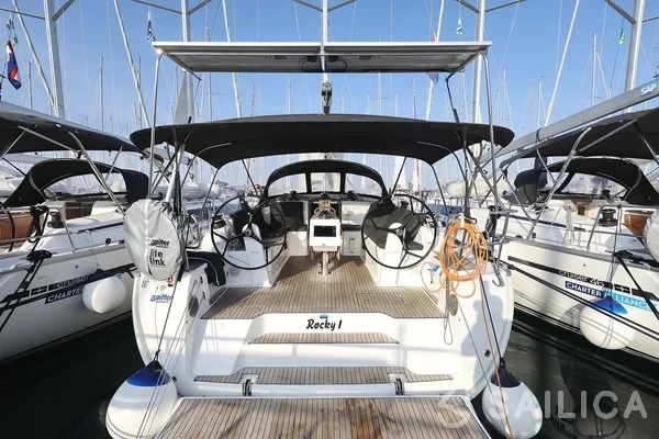 Bavaria 46 Cruiser - Yacht Charter Sailica