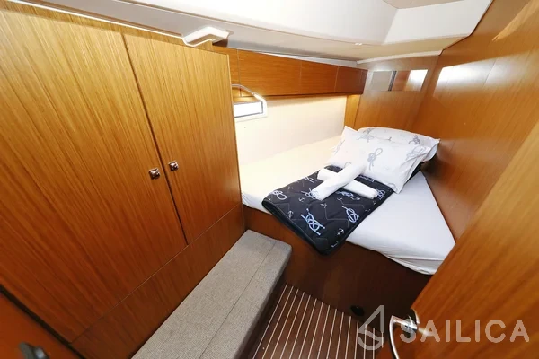 Bavaria 46 Cruiser - Yacht Charter Sailica