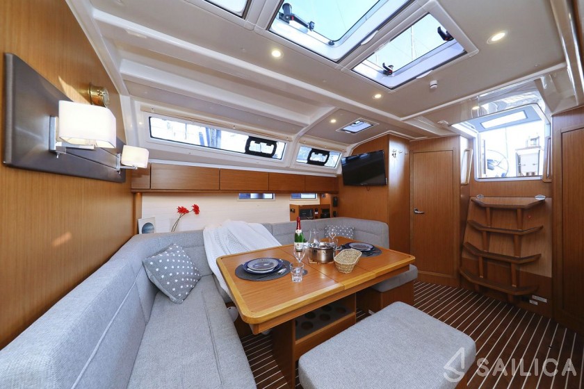Bavaria 46 Cruiser - Yacht Charter Sailica