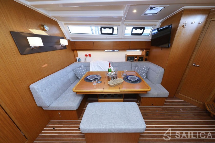 Bavaria 46 Cruiser - Yacht Charter Sailica
