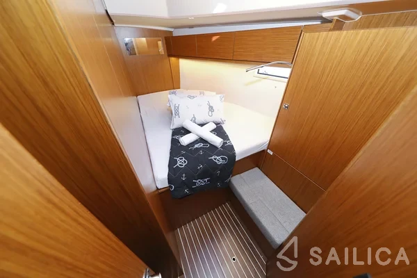Bavaria 46 Cruiser - Yacht Charter Sailica