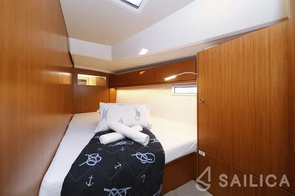Bavaria 46 Cruiser - Yacht Charter Sailica
