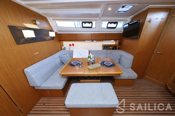 Bavaria 46 Cruiser - Yacht Charter Sailica