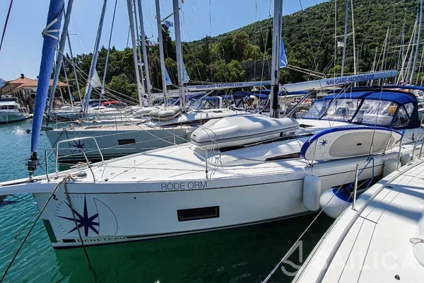 Oceanis 46.1 - Yacht Charter Sailica