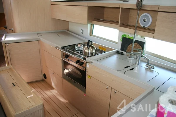 Oceanis 46.1 - Yacht Charter Sailica