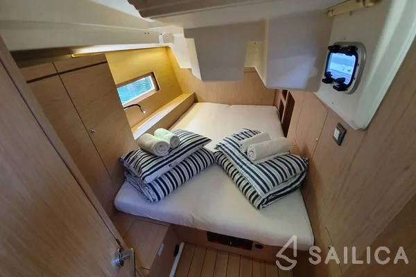 Oceanis 46.1 - Yacht Charter Sailica