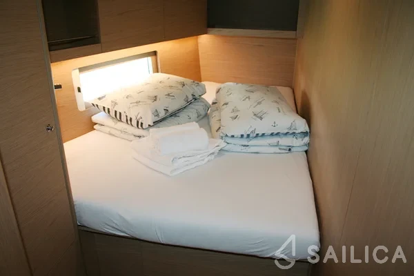 Oceanis 46.1 - Yacht Charter Sailica