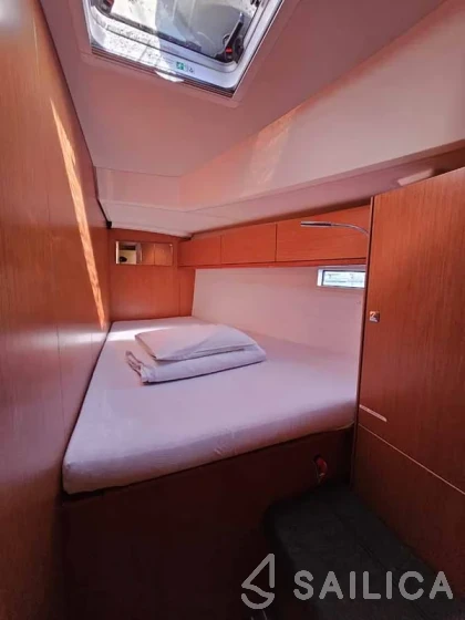 Bavaria 46 Cruiser - Yacht Charter Sailica