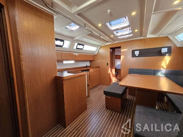 Bavaria 46 Cruiser - Yacht Charter Sailica