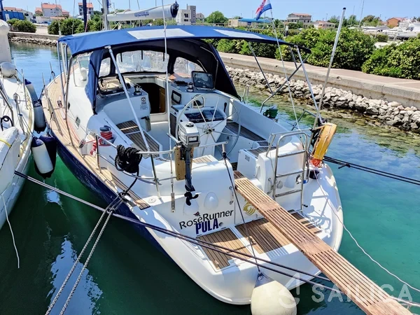 Oceanis Clipper 461 - Yacht Charter Sailica