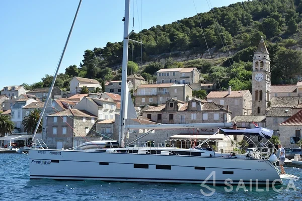 D&D Kufner 50 - Yacht Charter Sailica