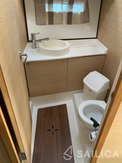 D&D Kufner 50 - Yacht Charter Sailica