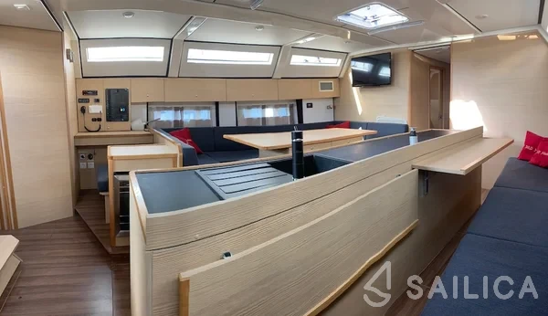 D&D Kufner 50 - Yacht Charter Sailica