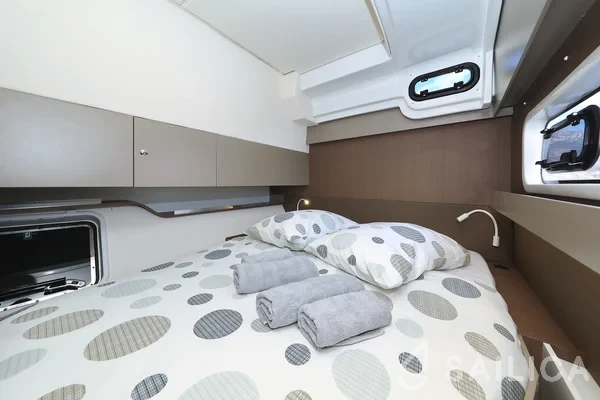 Bali Catspace - Yacht Charter Sailica