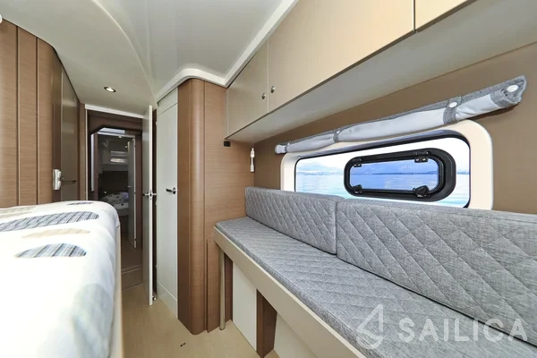 Bali Catspace - Yacht Charter Sailica