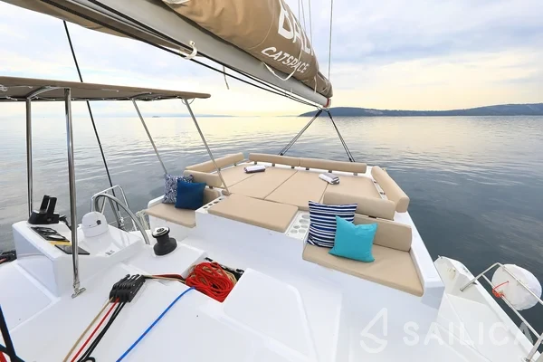 Bali Catspace - Yacht Charter Sailica