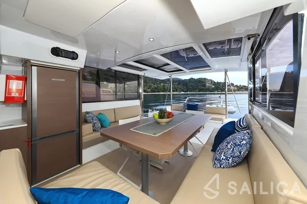 Bali Catspace - Yacht Charter Sailica