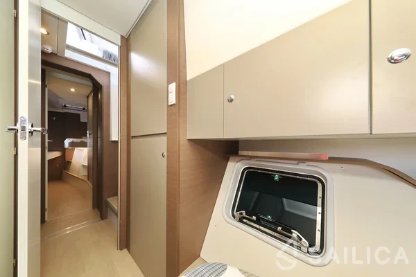 Bali Catspace - Yacht Charter Sailica