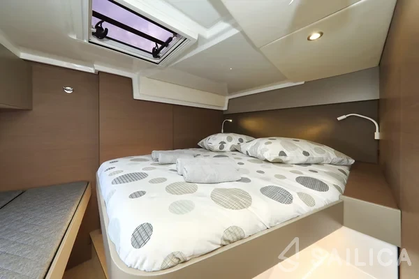 Bali Catspace - Yacht Charter Sailica