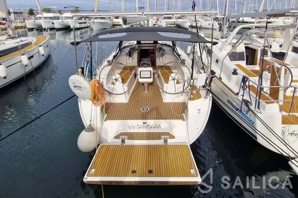 Bavaria 37 Cruiser - Yacht Charter Sailica