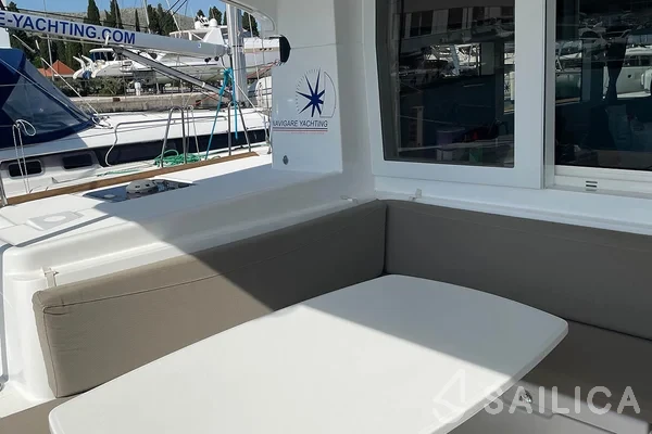Lagoon 40 - Yacht Charter Sailica