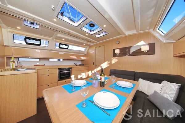 Bavaria 46 Cruiser - Yacht Charter Sailica