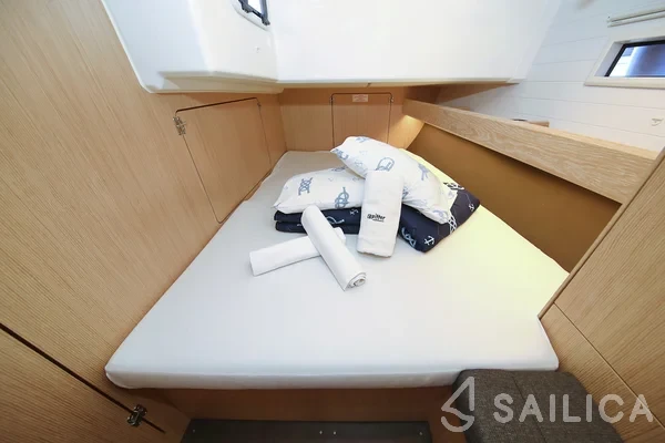 Bavaria 46 Cruiser - Yacht Charter Sailica