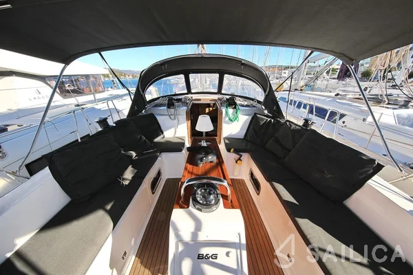 Bavaria 46 Cruiser - Yacht Charter Sailica