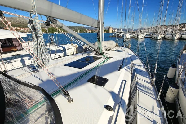 Bavaria 46 Cruiser - Yacht Charter Sailica