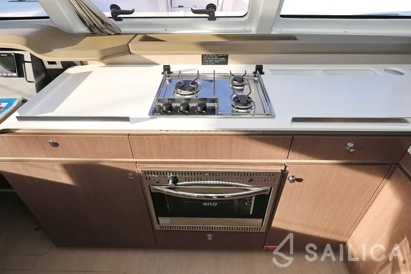 Bali Catspace - Yacht Charter Sailica