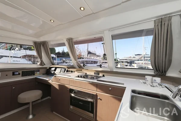 Bali Catspace - Yacht Charter Sailica