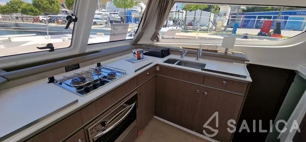 Bali Catspace - Yacht Charter Sailica