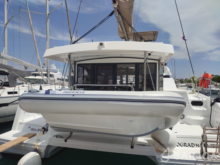 Bali Catspace - Yacht Charter Sailica