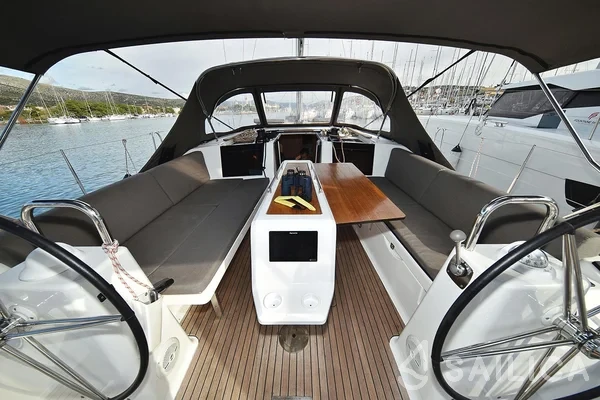 Dufour 460 GL - Yacht Charter Sailica