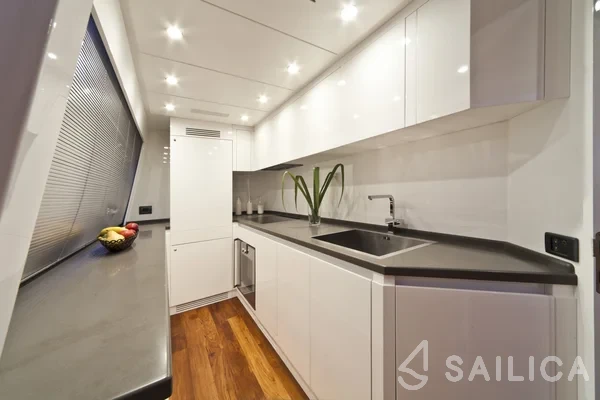 Abacus 78 Fly - Yacht Charter Sailica