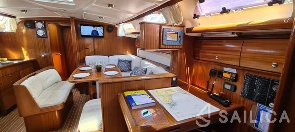 Bavaria 44 - Yacht Charter Sailica