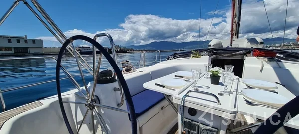 Bavaria 44 - Yacht Charter Sailica