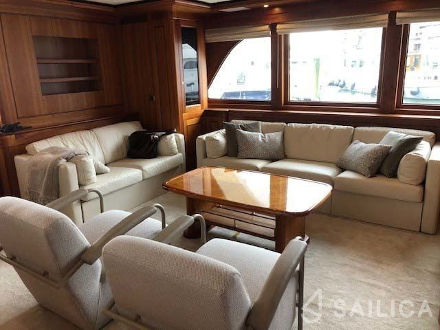 Seabreeze II - Yacht Charter Sailica