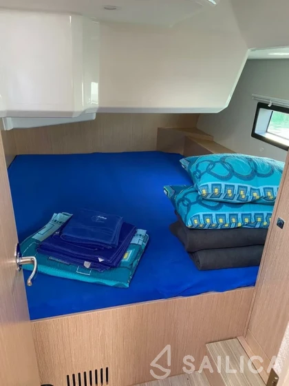 Bavaria C42 - Yacht Charter Sailica