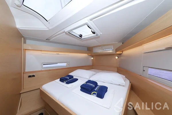 Dufour 430 - Yacht Charter Sailica